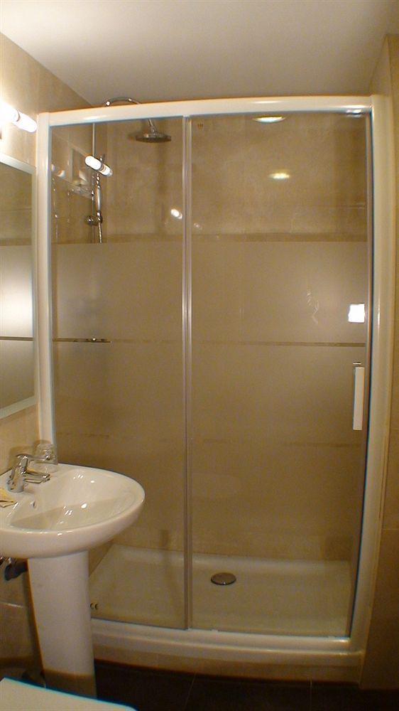 Hostal El Carmen Zaragoza Buitenkant foto