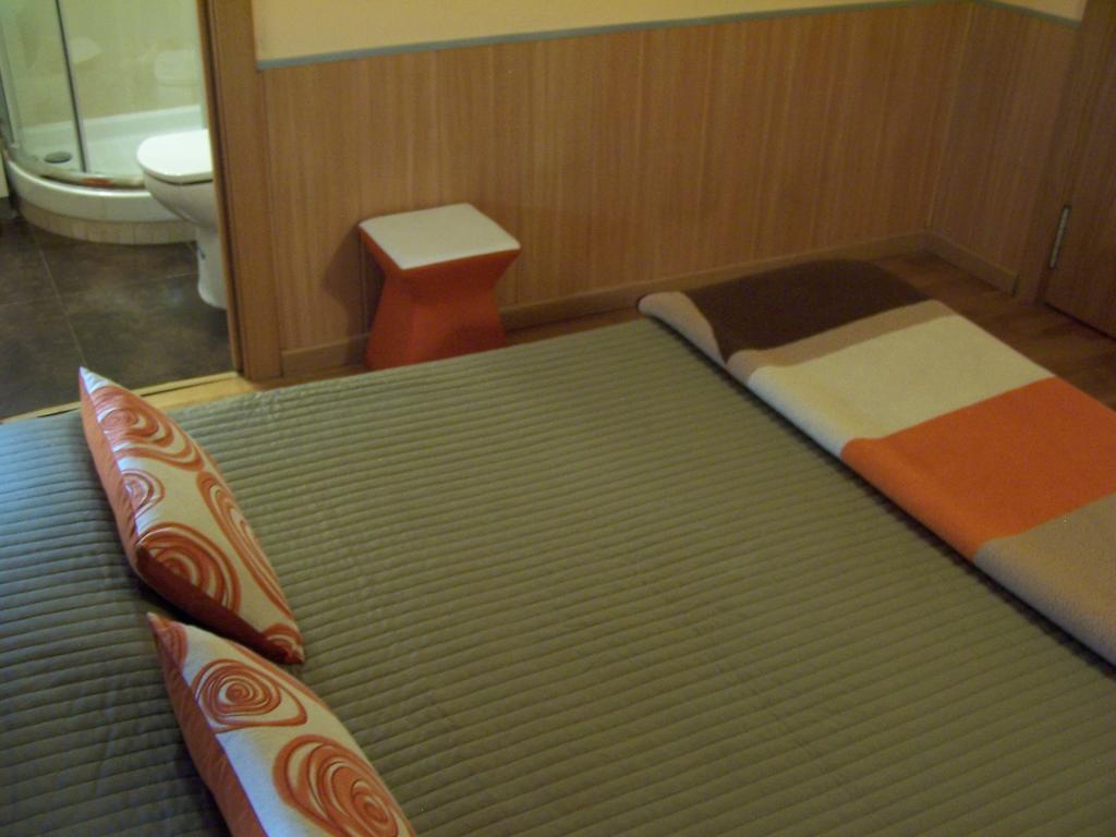 Hostal El Carmen Zaragoza Buitenkant foto