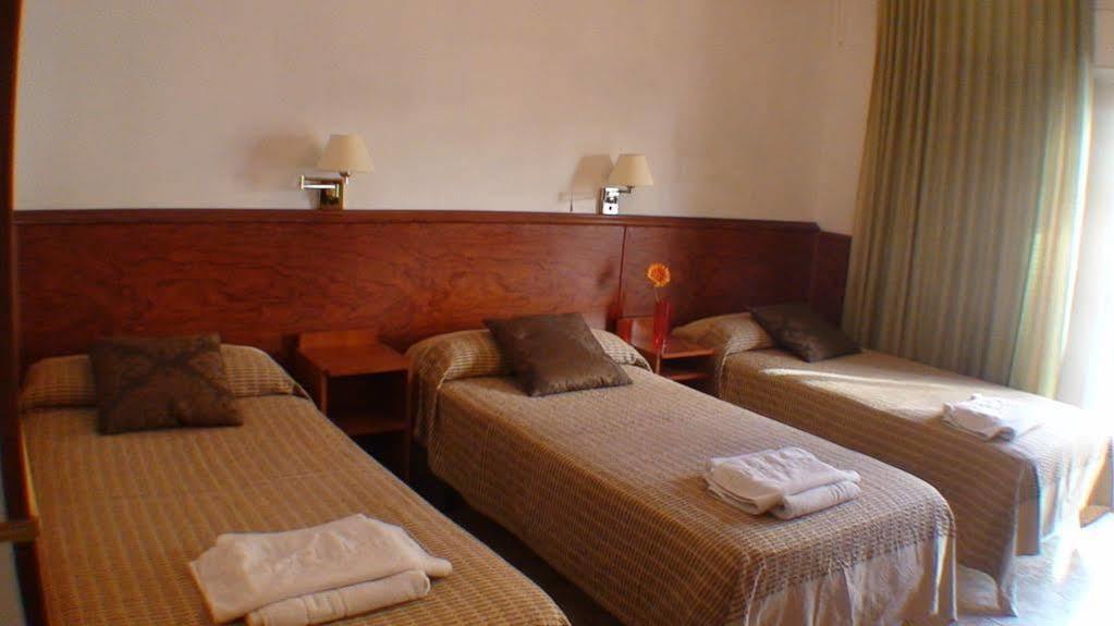 Hostal El Carmen Zaragoza Buitenkant foto